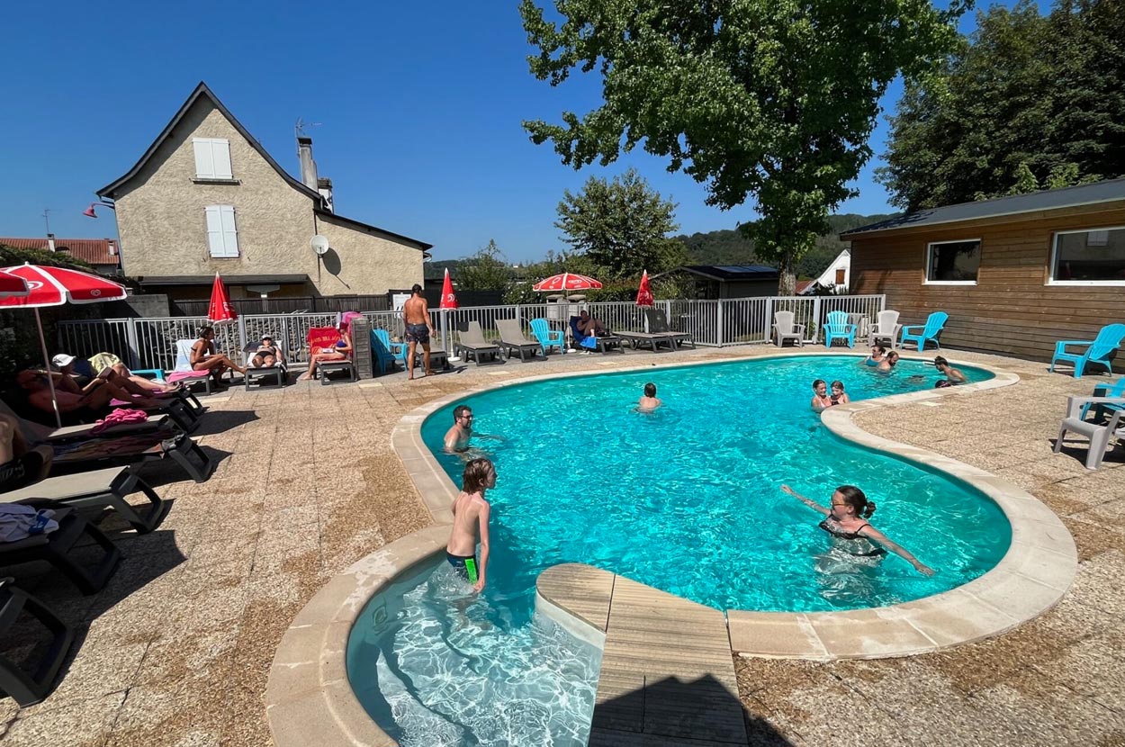 Camping avec piscine Pyrénées-Atlantiques, Camping avec piscine Vallée d’Aspe, Camping Pyrénées-Atlantiques, Camping Vallée d’Aspe, Location chalet Pyrénées-Atlantiques, Location chalet Vallée d’Aspe